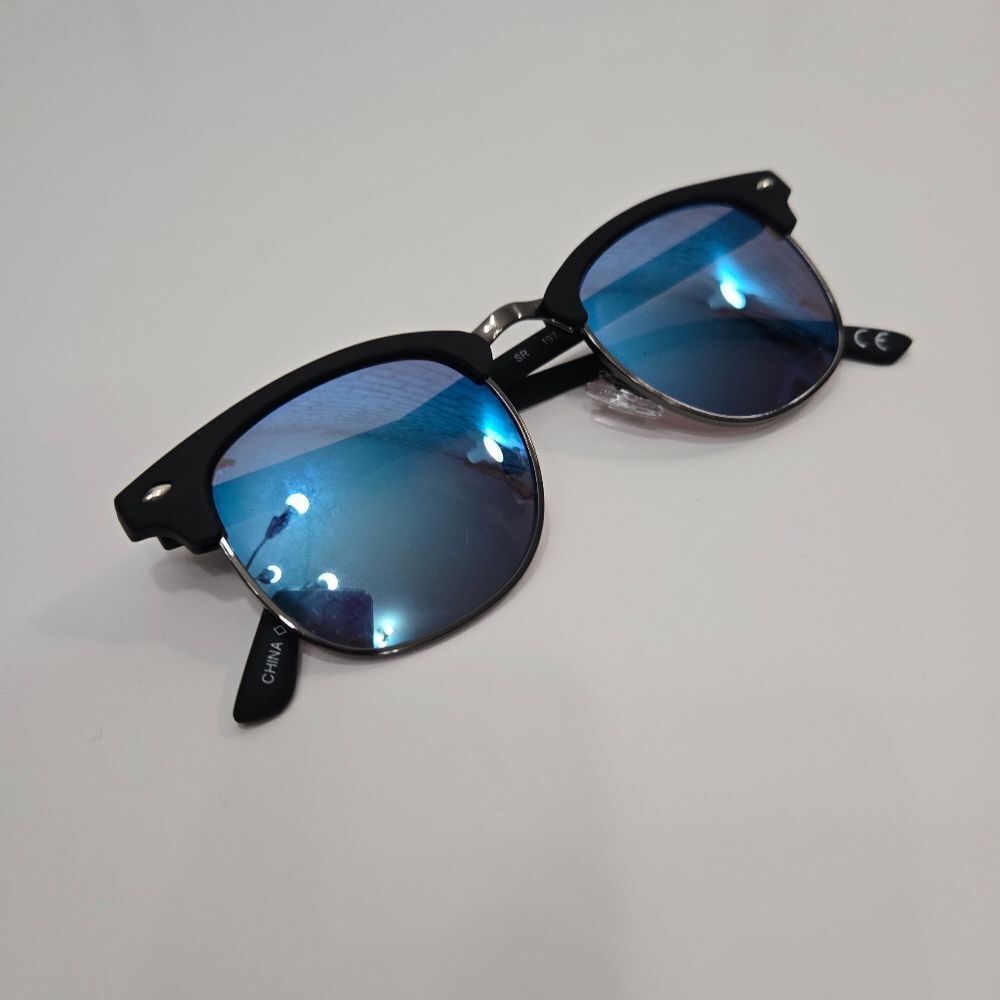 Like new sunglasses